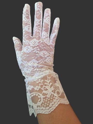 Lace gloves